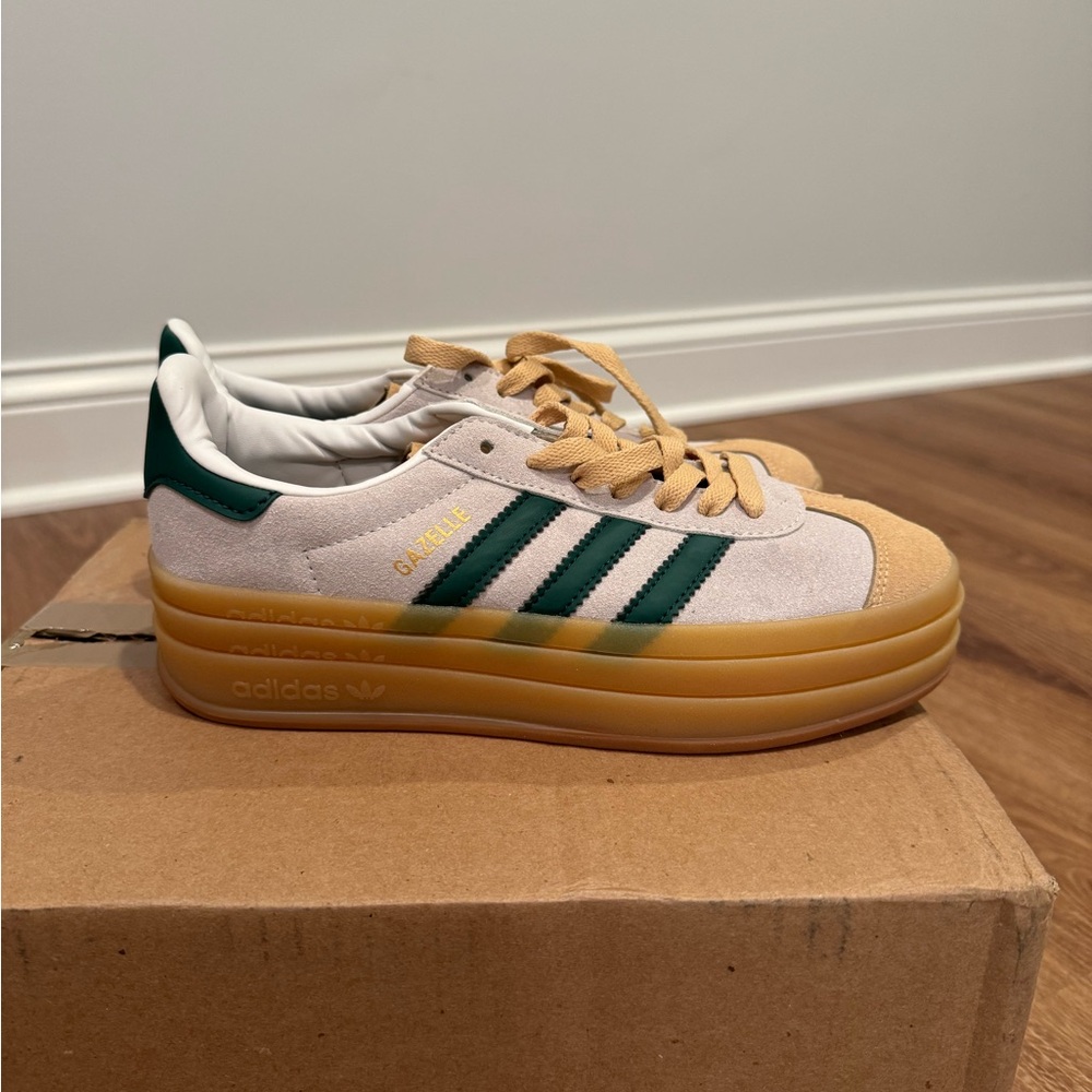NWOT. Adidas Gazelle Bold "Cream Collegiate/Green" sneakers. Size 6.5 W
